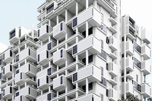 晴川历历汉阳树的典故：探索崔颢《黄鹤楼》的诗意与历史